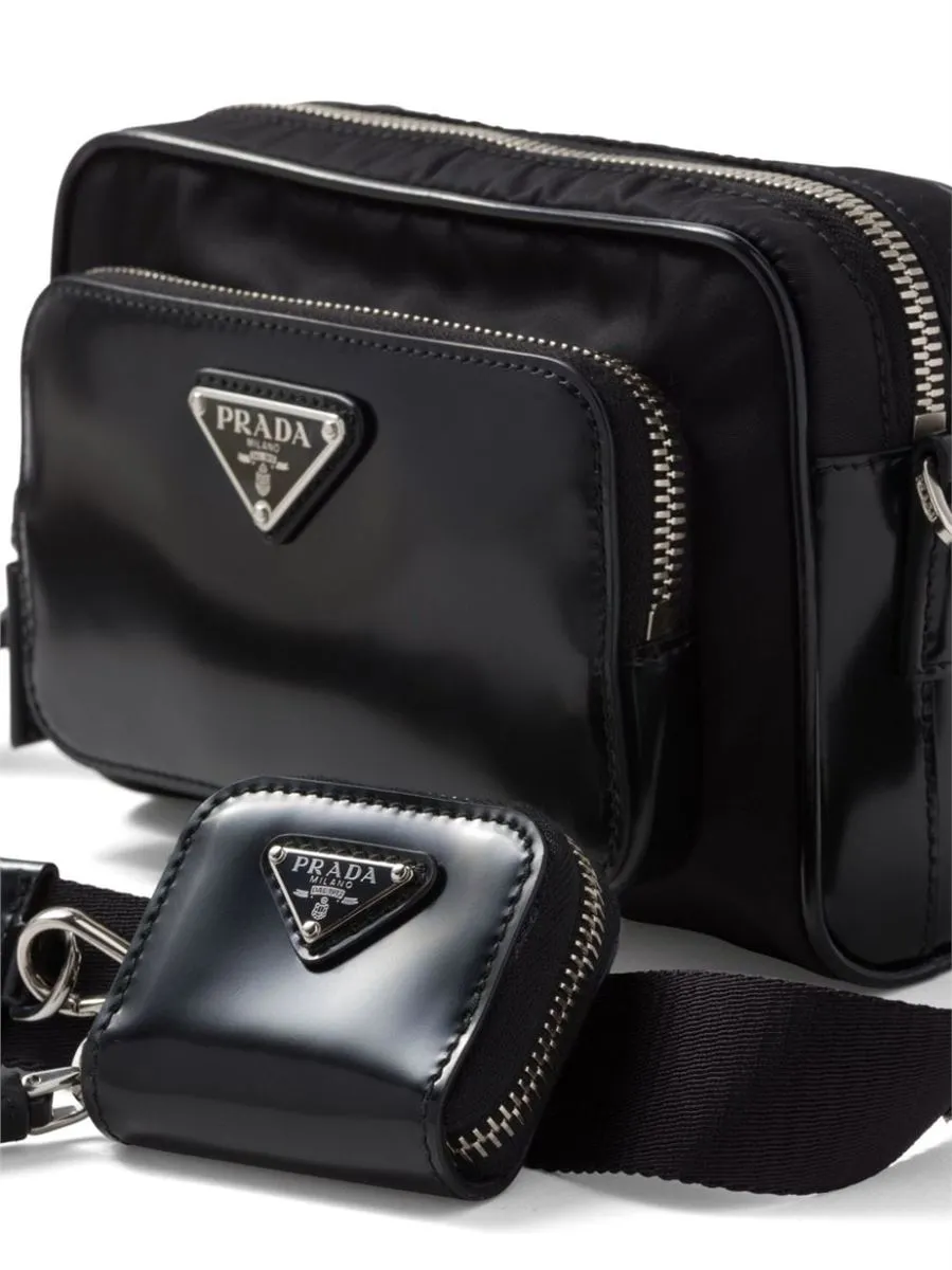 BANDOLERA TRIANGLE-LOGO MESSENGER BAG