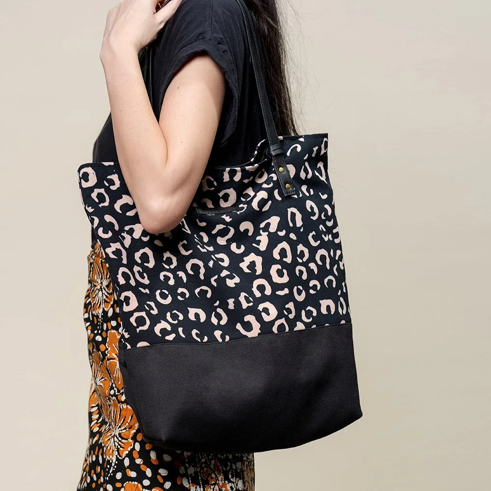 Batik Tote Bag (Canvas base) - Black Leopard