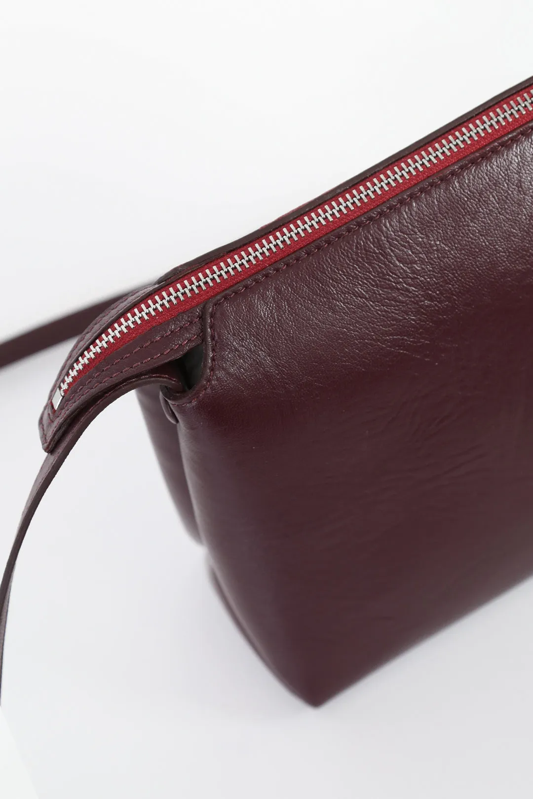 BRIDGET ITALIAN LEATHER CROSSBODY BAG IN BORDEAUX