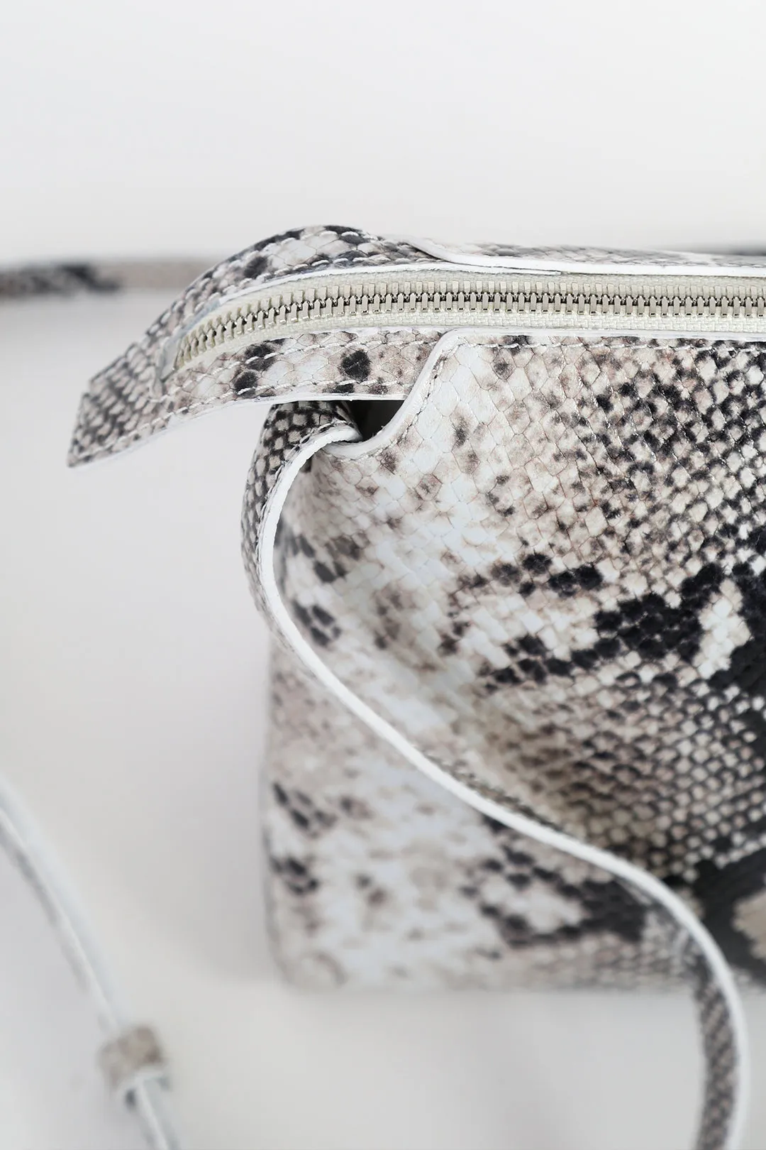 BRIDGET ITALIAN LEATHER CROSSBODY BAG IN SNAKE PRINT