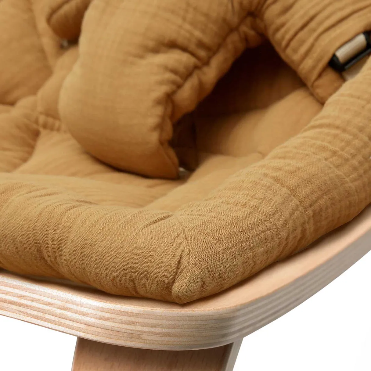 Charlie Crane Levo Baby Rocker in Beech with Camel Cushion