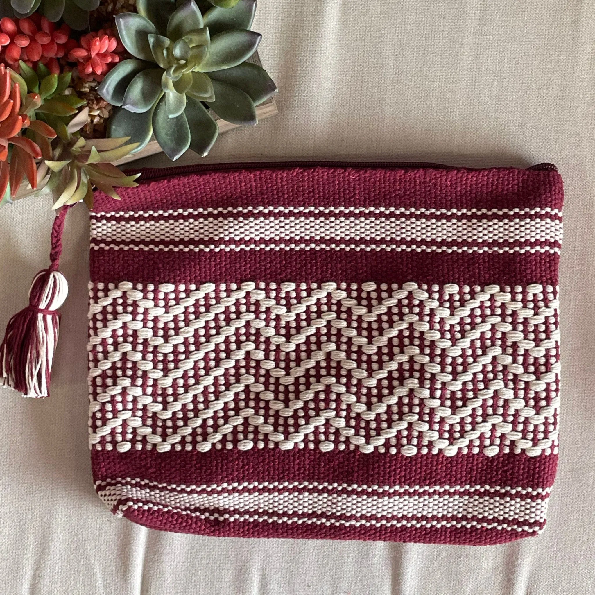 Jalieza Mexican Hand Woven Clutch - Large