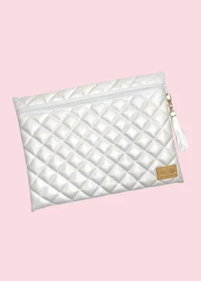 Makeup Junkie Bags - Luxe Ivory Pearl Quilted Laptop Case [Pre-Order]