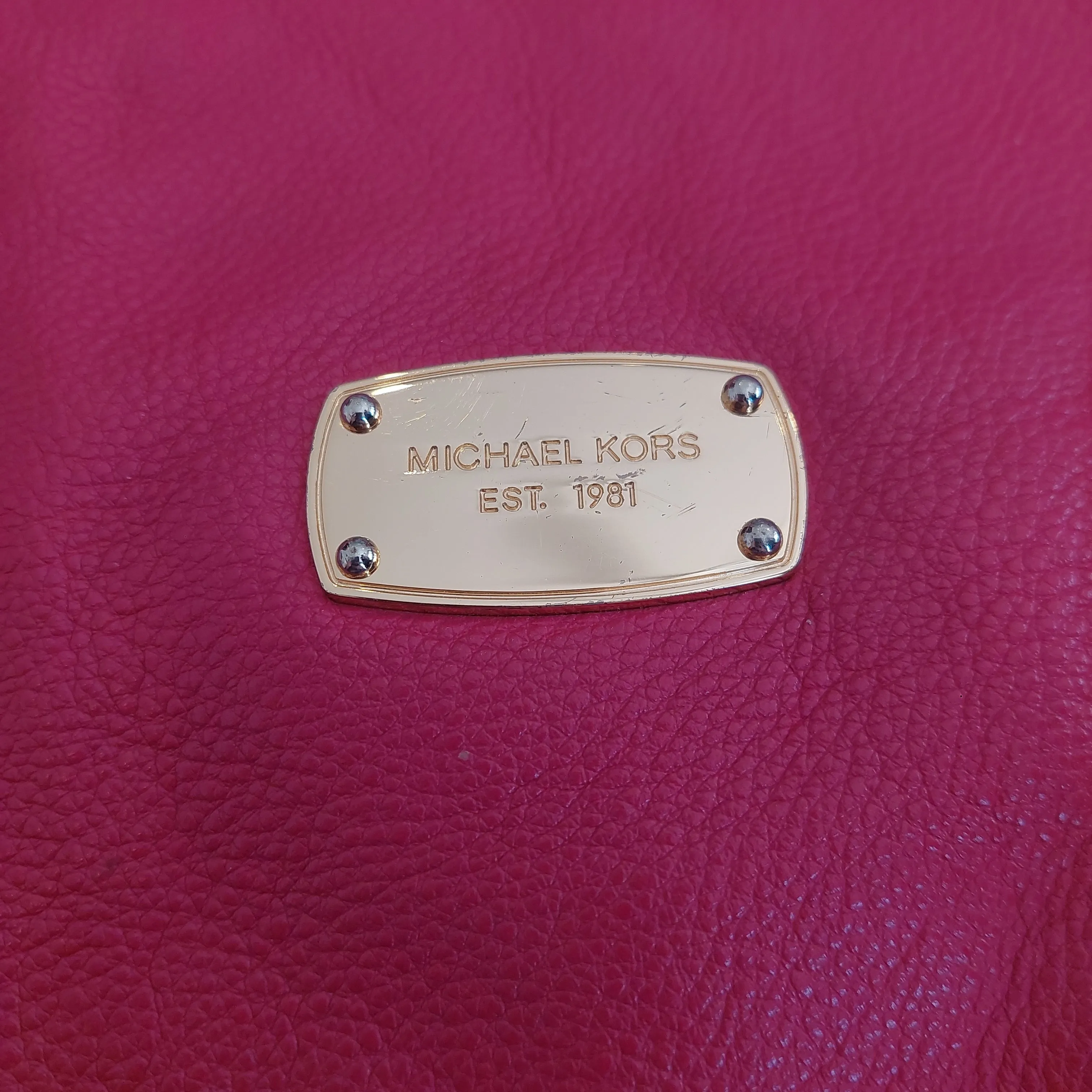 Michael Kors Fuchsia Pink Leather Shoulder Bag | Pre Loved |