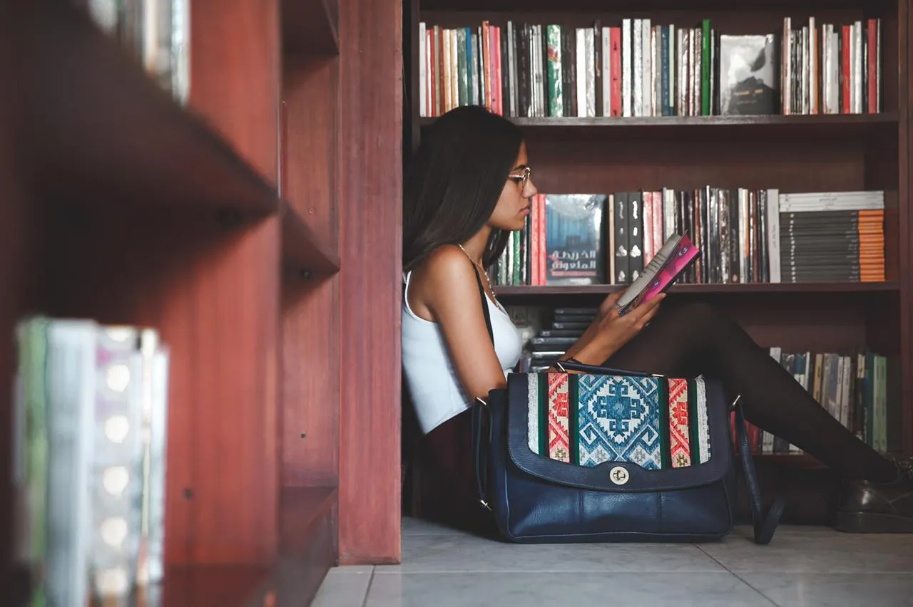 Navy Blue Original Laptop Cross-bag