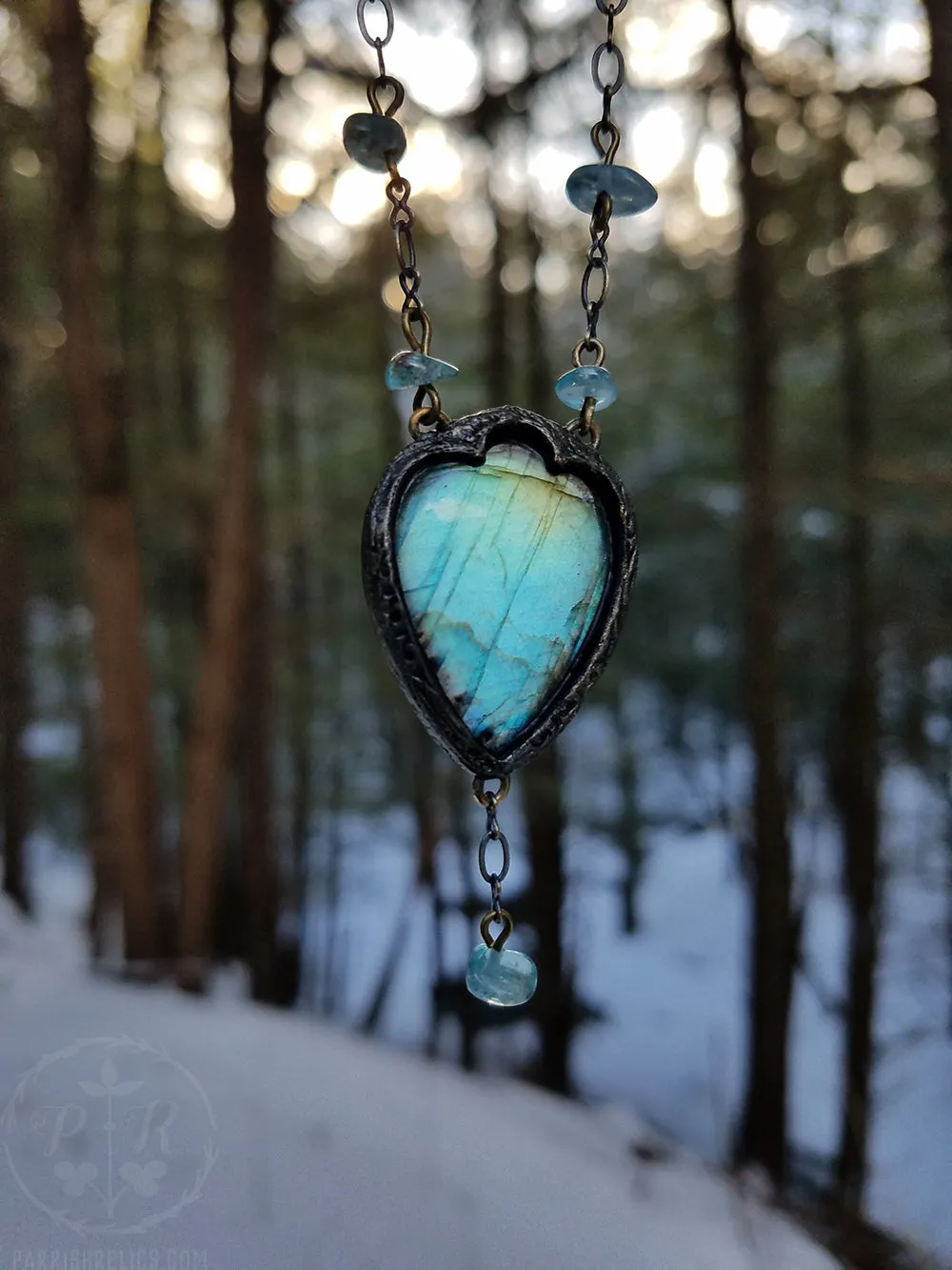 Sant'Elena Labradorite Arch Amulet