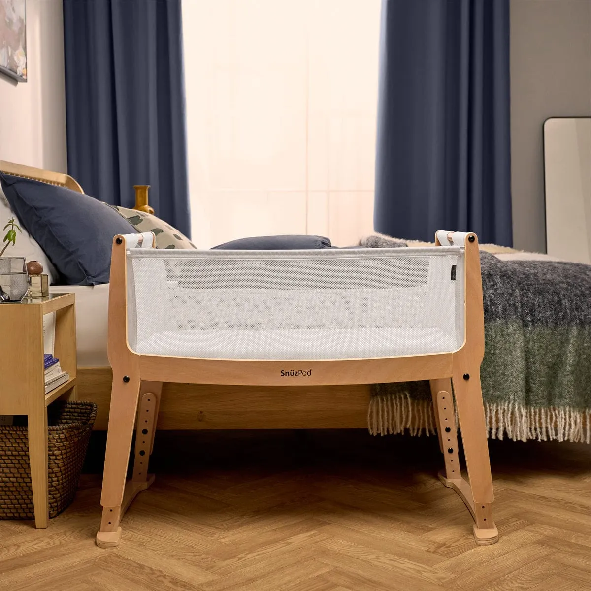 SnuzPod Studio Bedside Crib - Natural