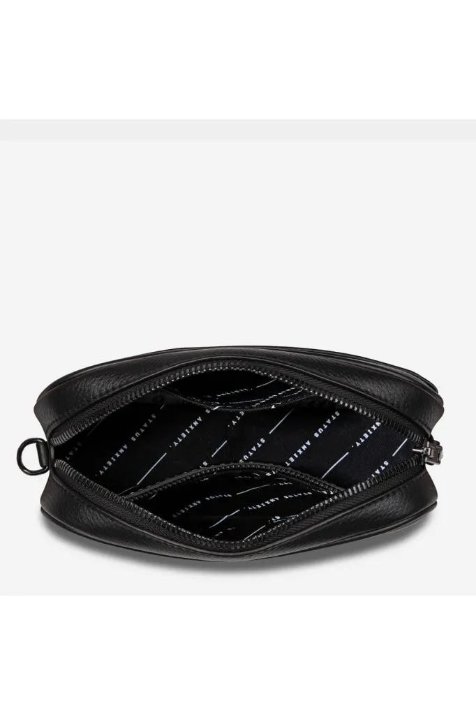 Status Anxiety - Plunder With Webbed Strap - Bag - Black