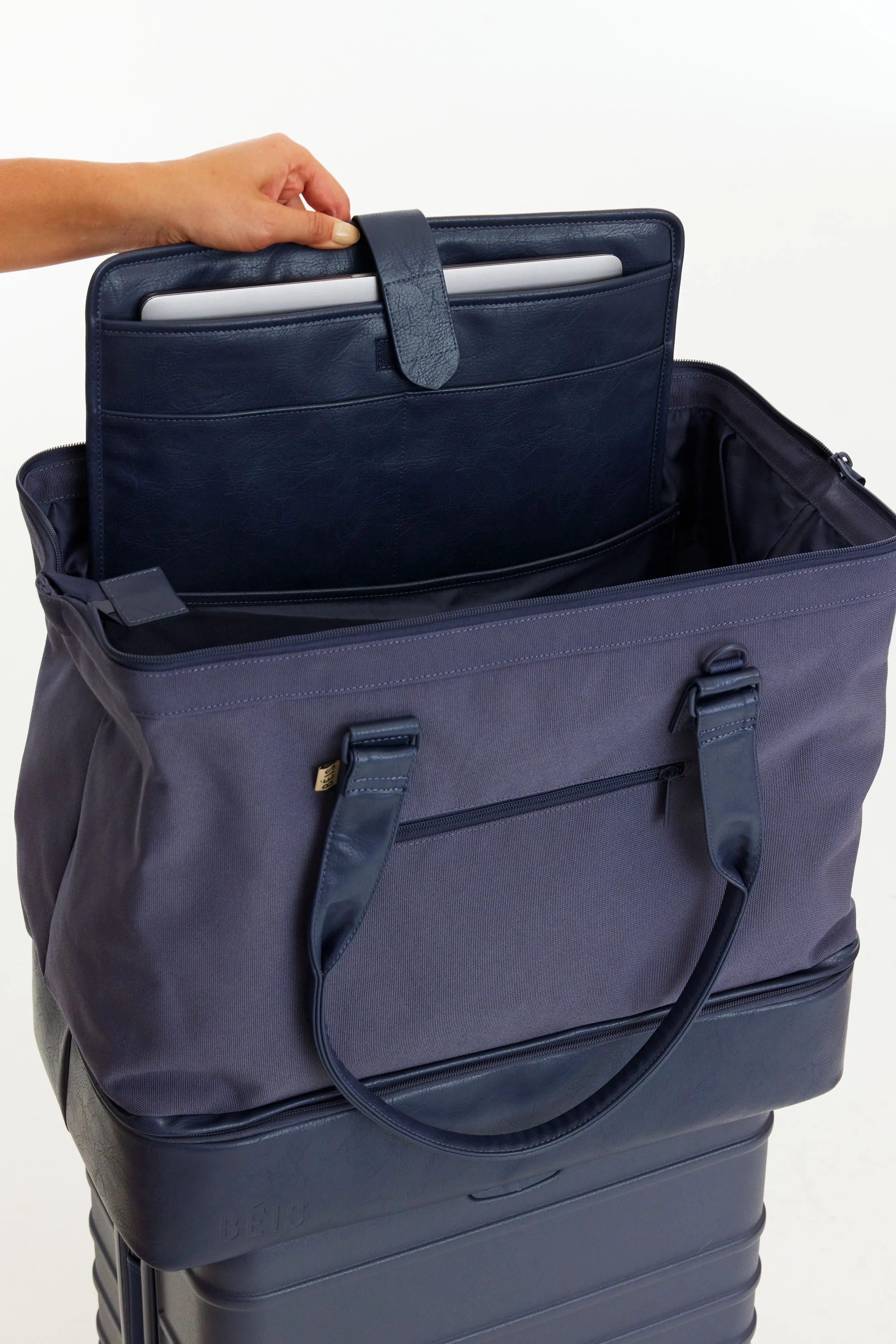 The Convertible Weekender in Navy