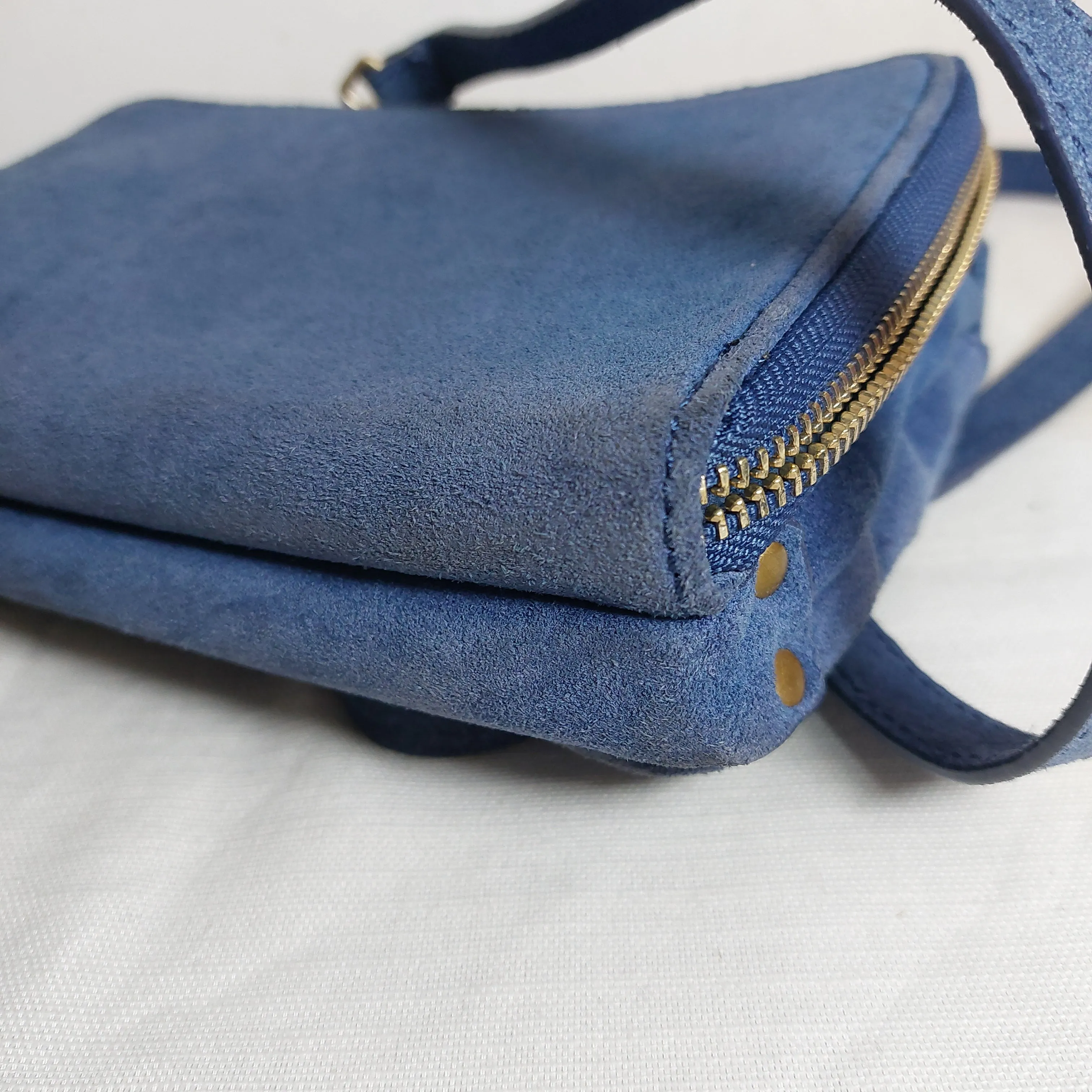 ZARA Blue Faux Suede Crossbody Bag | Pre Loved |